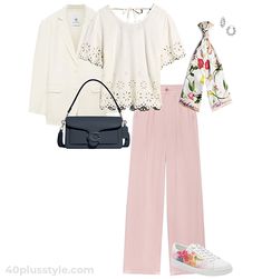 Romantic style - A capsule wardrobe for the ROMANTIC style personality File Ideas, Outfit Blazer, Interview Style, Romantic Colors, Different Shades Of Pink