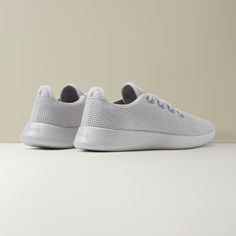 The Allbirds Tree Runner is a breathable and lightweight sneaker made with responsibly sourced eucalyptus tree fiber that feels silky smooth and cool on your skin. These shoes are perfect for everyday casual wear, walking, and warmer weather. Cold Weather Shoes, Eucalyptus Tree, Lightweight Sneakers, Breathable Sneakers, Low Carbon, Most Comfortable Shoes, Grey Light, Wool Runners, Carbon Footprint