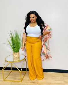 Model 5'3 wearing large has pockets Waist tie linen blend wide leg pants Linen Wide Leg Pants, Plus Jumpsuit, Wide Leg Linen Pants, Pants Large, Boutique Homes, Plus Dresses, Cardigan Tops, Cardigan Jacket, Waist Tie