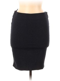 Zara Basic Casual Skirt Size: Medium Bottoms - used. No Fabric Content, Solid | Zara Basic Casual Skirt: Black Solid Bottoms - Size Medium Cheap Chic Zara Mini Skirt, Cheap Trendy Zara Skirt, Casual Skirt, Zara Basic, Black Solid, Black Casual, Skirt Black, Womens Bottoms, Women Handbags