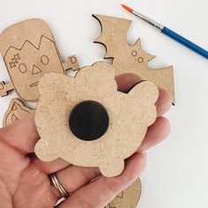 Color or paint these laser cut designs and turn them into magnets or shelf sitters. Or resize them to make them into larger signs. Halloween Magnets, Laser Cut Designs, Shelf Sitters, Magnet Set, Lasercut Design, Catalog Design, Halloween Signs, Halloween Earrings, Halloween Jewelry