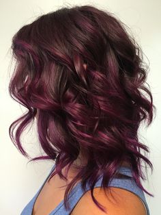 Pelo Color Vino, Red Hair Color Shades, Red Hair Colors, Dark Red Hair, Purple Highlights, Hair Color Shades, Red And Purple, Winter Hair Color, Hair Color And Cut