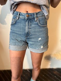 Wrangler LeAnn Denim Shorts Highd Rise 11 3/8 Inseam length 5 1/2" 99% Cotton 1% Spandex Frayed Hem Distressed Short Uggs, Western Boots For Men, Boot Jewelry, Work Boots Men, Jumpsuit Jacket, Western Boots, Bell Bottoms, Wallet Men, Brunei