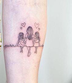 4 TOP 4 Tatuajes de Madres e Hijas Sentadas de Espalda en Antebrazo con corazones negros con linea de punto Swing Tattoo, Mama And Daughter, Mother Tattoos For Children, Maching Tattoos, Tattoo Design For Hand, Daughter Tattoo, Mom Tattoo Designs, Mommy Tattoos, Forearm Tattoo Design