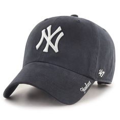 You're known as one of the fiercest New York Yankees fans in the stands. Now you can keep your awesome level of devotion high by putting on this New York Yankees Miata Clean Up adjustable hat. This cap from '47 features vivid New York Yankees graphics embroidered on the crown and bill, which will effortlessly highlight your standing as the most loyal fan. New York Yankee Hat, Yankees Cap, Yankees Hat, John 5, Ny Yankees, 47 Brand, Fitted Caps, San Francisco Giants, Fitted Hat