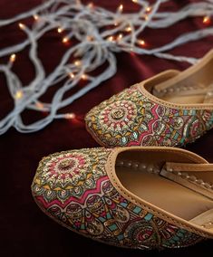 Khussa Photography, Indian Jutti, Traditional Shoes, Shoe Story, Festival Shoes