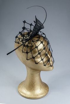 Fascinators Diy, Wedding Hats For Guests, Hat Inspiration, Mad Hat, Hair Adornments, Bold Makeup