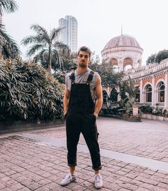 Men In Overalls, Overalls Winter, Hipster Mens Fashion, Mens Fashion Urban, Ootd Men, Summer Street, Streetwear Mens, Mens Fashion Classy