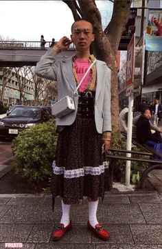 Decora Kei Fashion, Modern Kilts, Harajuku Fashion Street, Kei Fashion, Artsy Style, Normal Girl, Glad Rags, Japanese Street Fashion, Fashion Plates