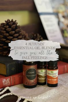 4 Autumn Essential Oil Blends to Give You All the Fall Feelings | Growing Up Herbal | Looking for those fall feelings? If so, here are 4 autumn essential oil blends to add to your diffuser to put you in the fall mood!