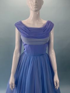 Women’s blue, dress. Excellent condition, size XS (000 - 2). Detailed measurements:Bust - 32 inchesWaist - 24 inchesWaist/hem- 32 inches Blue Organza Dress, Dress With Tail, Blue Organza, Organza Dress, Blue Dress, Light Blue, Blue