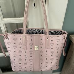 Mint Condition Shopper Tote Used Maybe Six Times. Light Pink - Perfect For Spring Comes With Detachable Pouch Mcm Bag, Mcm Bags, Spring Is Coming, Shopper Tote, Louis Vuitton Bag Neverfull, Pink Bag, Womens Tote Bags, Mint Condition, Light Pink