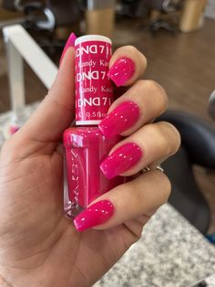 Honey Phan Nail Colors, Berry Colored Nails Acrylic, Dnd Hot Raspberry, Dnd Magenta Rose, Dnd Valentines Day Nails, Dnd Gel Polish Colors Valentines, Dnd Nail Colors Gel Polish Summer, Fuschia Nails Gel, Dnd Hot Pink