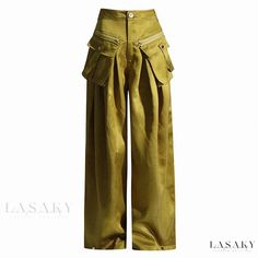 Lasaky - Elegantly Styled Brushed Finish High-Waist Cargo Pants with Zippered Pockets and Pleated Wide-Leg Design High Waisted Cargo Pants, Style Wide Leg Pants, Autumn Trends, Woman Silhouette, Pantalon Large, Casual Trousers, Hip Hop Fashion, Casual Fits, Wide Leg Trousers