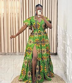 Ankara Maxi Dress Classy, Elegant Ankara Styles, Model Wax, Senegal Fashion, Ankara Styles For Ladies, Kitenge Dress, Boubou Styles For Women, Ankara Maxi Dress, Afrocentric Fashion