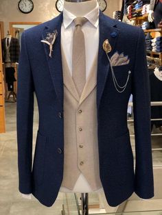 Men Broche Suit, Blue Wool Suit Men, Mens Dark Blue Wedding Suit, Formal Dresses For Men Wedding Style, Navy Blue Coat Outfit Men, 3pc Suit For Men Wedding, Unique Men Suits, Navy Blue And Gold Suit, Blue And Gold Suit