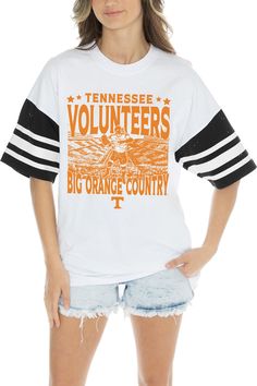 Design Short sleeve, crew-neck t-shirt Feminine fit Style and Team Spirit Screen-printed team graphics Additional Details Officially licensed product Orange Country, Gameday Couture, Striped Jersey, Tennessee Volunteers, Fit Style, Team Spirit, Jersey T Shirt, Ncaa, Tennessee