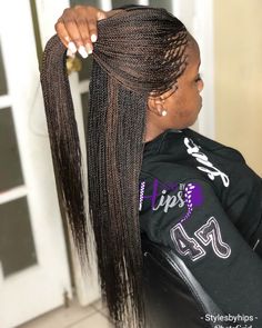 Micro Senegalese Twist Braids, Sangita Braids Hairstyles, Micro Senegalese Twist, Grey Hair Braids, Braided Twist, Cornrows Natural Hair, Senegalese Twist Hairstyles, Micro Twists