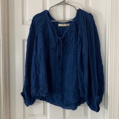 Never Worn Blue Cotton Blouse For Fall, Navy Casual Blouse With Relaxed Fit, Navy Casual Relaxed Fit Blouse, Casual Navy Relaxed Fit Blouse, Washed Blue Long Sleeve Blouse, Casual Blue Fall Blouse, Casual Long Sleeve Blue Blouse, Navy Casual Blouse For Fall, Casual Navy Blouse For Fall