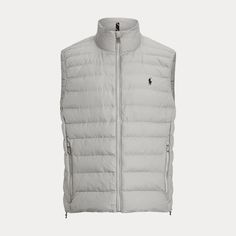 The insulating fill used in this water-repellent gilet is made with recycled polyester. On the left chest, it is finished with the iconic Polo Pony. Polo Sport, Ralph Lauren Purple Label, Jumper Shirt, Short En Jean, Designer Clothes For Men, Formal Shirts, Big & Tall, Clothes Collection, Heathers