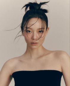 사진 촬영 포즈, Fashion Photography Inspiration, Beauty Portrait, Beauty Editorial, Fashion Photoshoot, Professional Hairstyles, Fashion Shoot, Model Photography