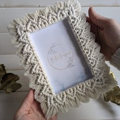 White, gray, and black picture frames are available in multiple sizes: 6x4 inch, 5x7, 8x10, 8.5x11, A4 size, diploma size, and many other sizes. Boho Picture Frame, Fancy Gift Ideas, Simpul Makrame, Handmade Picture Frames, Macrame Mirror, Macrame Home Decor, Makramee Diy, Diy Photo Frames, Boho Frame