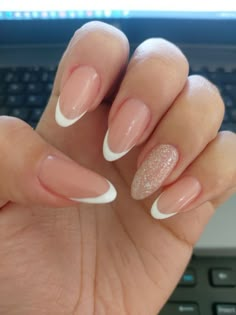 Prom Nails, Dream Nails, Minimalist Nails, Chic Nails, Nail Manicure, Nails Inspo, Almond Nails, Halloween Nails, White Nails