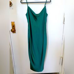 Purchased From Brooklyn Boutique In 2018 Has Been Dry Cleaned, Some Light Wear But Not Noticeable Midi Length, Scoop Neck Selling Because It Doesn’t Fit Me Anymore Green Silk Slip Dress, Silk Slip Dress, Silk Slip, Green Silk, Emerald Green, Midi Length, Brooklyn, Scoop Neck, Colorful Dresses