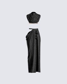 Prepare to leave a trail of dropped jaws in this dazzling two-piece set ✨ Featuring a black shimmer cropped top and maxi skirt - this look is the perfect way to make a grand entrance that they will never forget 🖤 All Black Outfit Casual Classy, Black Outfit Casual, All Black Outfit Casual, White Corset Dress, Classy Baddie, Strapless Shirt, Strapless Ruffle Dress, High Waist Sports Leggings, Rhinestone Top