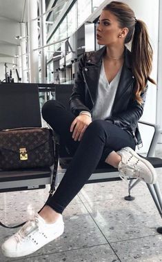 Airport Style Winter, Outfit Viaje, Look Legging, Outfit For Travel, Air Force Ones, Cute Fall Outfits, Casual Winter Outfits, Inspired Outfits