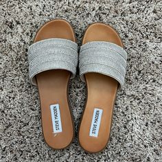 Brand New Never Worn Steve Madden Sandals Party Sandals With Textured Footbed And Round Toe, Party Sandals With Textured Footbed And Slip-on Design, Steve Madden Slides, Shoes Steve Madden, Steve Madden Sandals, Steve Madden Shoes, Women's Shoes Sandals, Steve Madden, Shoes Sandals