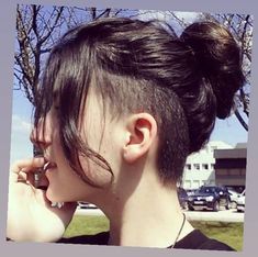 Undercut Bob Haircut, Women Undercut, Undercut Hairstyles Women, Hair Women, Undercut Hairstyles, Hair Reference, Shaved Hair, Grunge Hair