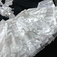 The price is for a skirt only, others are not included. Skirt Details:Lace Trim / Tiered SkirtSkirt Length:Short SkirtSkirt/Shorts/Pants Waistline:Shirring Waist Garment Size Size M L Waist 58-64+ 66-70+ Full Length 42 43 Summer Costume Skirt With Ruffles, White Skirt For Spring Costume Party, White Mini Skirt For Costume Party, White Harajuku Skort For Spring, White Gothic Fitted Bottoms, White Costume Skirt With Attached Cancan, White Fitted Gothic Bottoms, Harajuku Style Ruffled Skirt Bottoms, Fitted Punk Mini Skirt With Ruffles