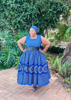 Xhosa Traditional Wear, Shweshwe Dresses South Africa, Shweshwe Patterns, South African Traditional Dresses, African Traditional Wear, Traditional Attires, African Dresses Modern