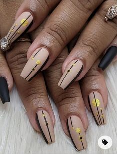 Ongles Bling Bling, Like Fine Wine, Classy Acrylic Nails, Dope Nail Designs, Fabulous Nails, Classy Nails, Coffin Nails Designs, Pretty Acrylic Nails