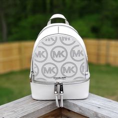 Nwt Michael Kors White Medium Zip Backpack Modern White Bags With Logo, White Backpack With Logo, Everyday White Backpack With Logo, White Logo Backpack For Everyday Use, Everyday White Logo Backpack, White Logo Backpack, White Leather Backpack With Dust Bag, White Leather Backpack With Adjustable Strap, White Luxury Leather Backpack For Daily Use