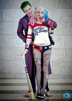 Arley Queen, Harley Quinn Halloween Costume, Harley And Joker Love, Halloween Parejas, Harley Quinn Halloween, Margot Robbie Harley Quinn, Harley Quinn Drawing