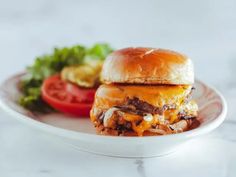 Onion Burger Recipe, Onion Burgers, Food Network Recipes Pioneer Woman, Ree Drummond Recipes, Cheese Burgers, Tv Recipes, Grilling Ideas, Onion Burger, Beef Dinners