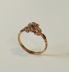 14 KT SOLID ROSE GOLD ROSE RING WITH LEAVES SIZE 8 | eBay Rose Gold Aesthetic Jewelry, Rose Quartz Ring Gold, Vintage Promise Rings, Rose Jewelry Flower, Rose Wedding Ring, Ring With Leaves, Gold Rose Ring, Rose Wedding Rings, Rose Rings