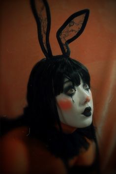 Cute Clown Makeup, Clown Photos, Bunny Makeup, Pierrot Clown, Dark Circus, Face Art Makeup, Cute Clown, Vintage Clown, Down The Rabbit Hole