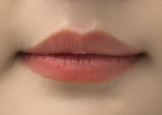 Small Lips Aesthetic, Pink Lip Aesthetic, Natural Pink Lips, Bushy Eyebrows, Lips Photo, Coral Lips, Small Lips, Human Reference, Kissable Lips