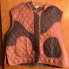 Never Worn Smoke Free Home Size Small/Medium Trendy Pink Patchwork Outerwear, Pink Hooded Outerwear With Patchwork, Pink Hooded Patchwork Outerwear, Pink Patchwork Outerwear For Fall, Pink Patchwork Winter Outerwear, Winter Patchwork Pink Outerwear, Winter Pink Patchwork Outerwear, Casual Mauve Outerwear, Pink Gray