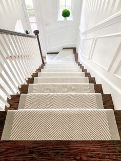 Grey and Ivory Herringbone flat weave wool custom stair runner The Carpet Workroom Boston Massachusetts Herringbone Stair Runner, Stairs Runner, Carpet Staircase, Stairs Renovation, House Staircase, Hallway Inspiration