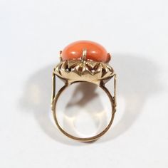 -Vintage 14k Gold Natural Orange Coral Ring 6US -Ring size: 6US -Coral size: 14.75 mm -Total weight: 8.5 g -Marked 14k Estate Yellow Gold Rings For Collectors, Estate Yellow Gold 14k Gold Rings, Estate 14k Yellow Gold Rings, Estate Style 14k Gold Rings, Estate Oval Ring Stamped 14k, Yellow Gold Oval Estate Rings, Oval Yellow Gold Estate Rings, Estate Style Oval Yellow Gold Rings, Vintage Dome Ring With Cabochon In 14k Gold