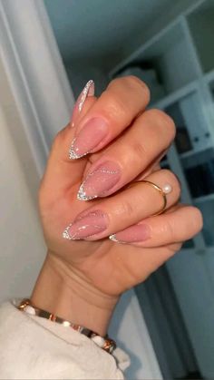 Pin on ✦ Unhas Abstract Wedding Nails, Glam Nails Designs Classy, Gold Ombre Almond Nails, Fancy Almond Nails, Party Nails New Years Eve, Sparkly Almond Nails, Ball Nails, Classy Almond Nails, 2023 Nails