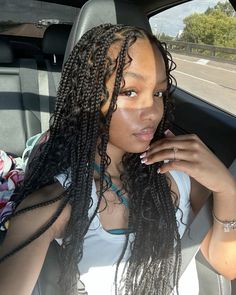 #blackgirl #bohemian #braids #summerhairstyle Captain Buggy, Boho Knotless, Pretty Braids, Bohemian Braids, Braided Hairstyles For Teens