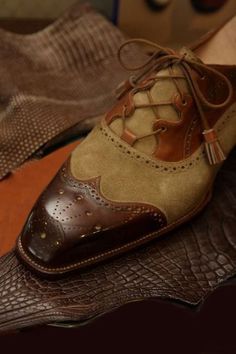 Suede leather brogue shoe. Tassel Shoes, Suede Leather Shoes, Sharp Dressed Man, Well Dressed Men, Mens Accessories Fashion, Stylish Shoes, Shoe Game, Anton, Luxury Shoes