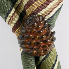 Pinecone Napkin Rings (Set-4)-Iron Accents Rustic Cabin Furniture, Log Cabin Furniture, Winter Wreath Diy, Table Accents, Yarn Wreath, Park Designs, Rustic Cabin Decor, Little Cabin, Lodge Decor