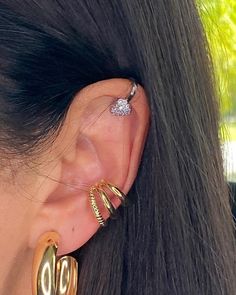 Delicate and sweet! Hear Ear Cuff with Zirconia to be worn on the left ear only. * The Earring Cuffs are sold individually Earring Cuffs, Heart Ear Cuff, Shopping Luxury, Wrap Earrings, Jewellery Necklace, Bracelet Ring, Trendy Earrings, Ear Cuffs, Solid Gold Jewelry