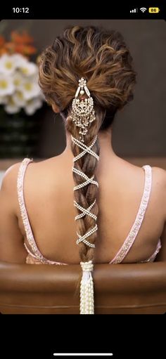 Indian Wedding Updo Hairstyles, Hairstyle Reference, Facebook Ideas, Poola Jada, Saree Function, Hair Bride, Easy Hairstyles For Thick Hair, Ponytail Hairstyles Easy, Indian Wedding Hairstyles